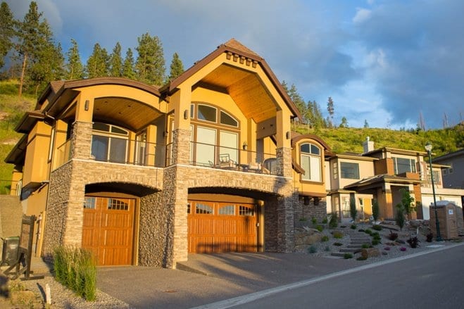 Kelowna Home Builders - Custom Homes For Sale